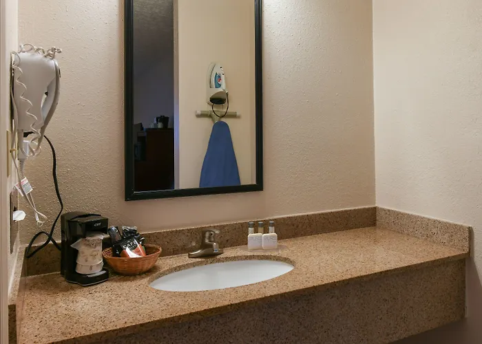 Varsity Osu South Hotel 2*